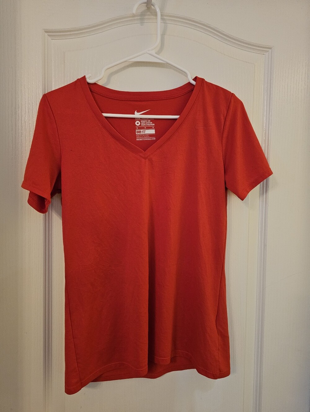 Nike Women's Burnt Orange V-Neck Short Sleeve Work Out Tee